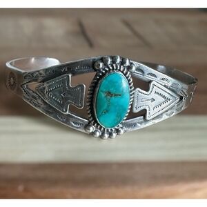 Vintage Navajo Open Cuff Bracelet 5.75 Inch Turquoise Arrowhead Sterling 16.6g